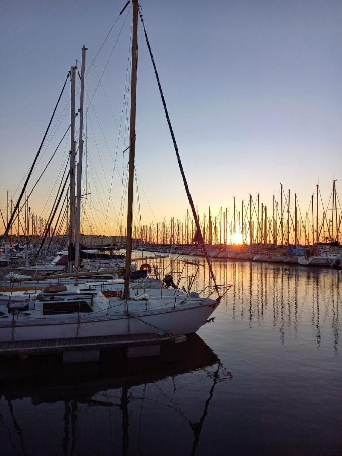 Ferienwohnung Le Clin D'Oeil Sur Le Port. Gruissan Exterior foto